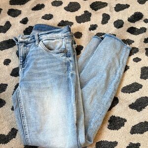 Pistola Light Wash Ankle Jeans